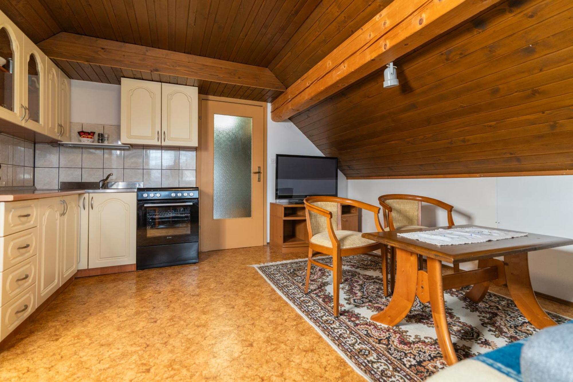 Apartments Darinka Mencinger Бохинь Экстерьер фото